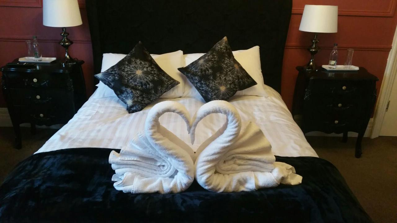 The Lady Elizabeth Hotel Sudbury  Kültér fotó